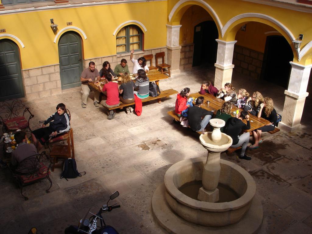 Hostal La Casona Potosi Bagian luar foto