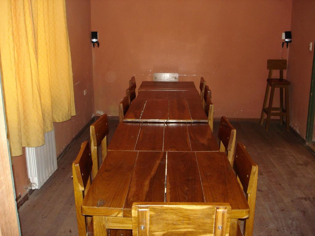 Hostal La Casona Potosi Bagian luar foto